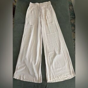 Women’s Viscose Wide Leg Pants Size M – Beige